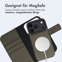 imoshion Herausnehmbare 2-in-1 Luxus-Bookcase Apple iPhone 18 Pro / 17 Pro - Grün