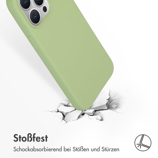 Accezz Liquid Silikoncase mit MagSafe iPhone 15 Pro Max - Grün