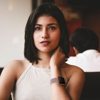 Uniq Dante Mesh-Stahlarmband für das  Apple Watch Series 1 t/m 9 / SE (38/40/41 mm) | Series 10 / 11 (42 mm) - Rose