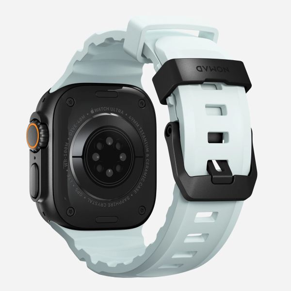 Nomad Rocky Point Armband für das  Apple Watch Series 1 t/m 11 / SE / Ultra (44/45/46/49 mm) - Icy Blue Glow Black