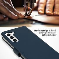 Selencia Echtleder Klapphülle Samsung Galaxy S23 - Blau
