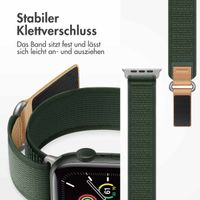 imoshion Nylon Trail Armband für das  Apple Watch Series 1 t/m 9 / SE (38/40/41 mm) | Series 10 / 11 (42 mm) - Legergroen