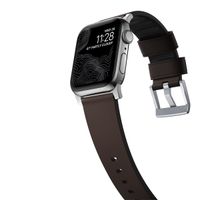 Nomad Active Pro Armband für das  Apple Watch Series 1 t/m 11 / SE / Ultra (44/45/46/49 mm) - Brown / Silver