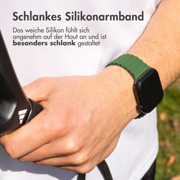 imoshion Athletic Silikonarmband für das  Apple Watch Series 1 t/m 11 / SE / Ultra (44/45/46/49 mm) - Dunkelgrün