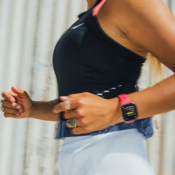 Nomad Tempo Silikonarmband für das  Apple Watch Series 1 - 9 / SE (38/40/41 mm) | Series 10 / 11 (42 mm) - Coral