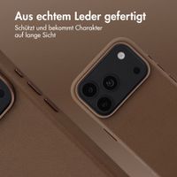 Accezz MagSafe Leather Backcover Apple iPhone 18 Pro Max / 17 Pro Max - Kaffeebraun