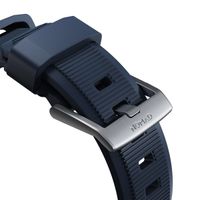 Nomad Robustes Armband FKM für die Apple Watch Series 1 bis 10 / SE / Ultra (2) (44/45/46/49 mm) - Silber/Blau