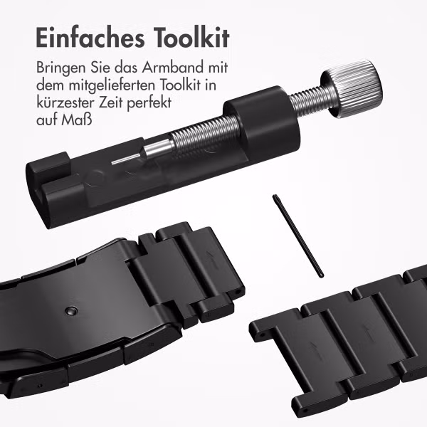 Accezz Mattes Titanstahlarmband für das  Apple Watch Series 1 t/m 9 / SE (38/40/41 mm) | Series 10 / 11 (42 mm) - Schwarz