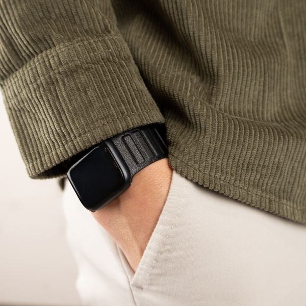 Accezz Magnetisches Echtlederarmband für Apple Watch | 44/45/46/49 mm - Schwarz