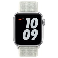 Apple Nike Sport Loop Armband für das  Apple Watch Series 1 t/m 9 / SE (38/40/41 mm) | Series 10 / 11 (42 mm) - Spruca Aura