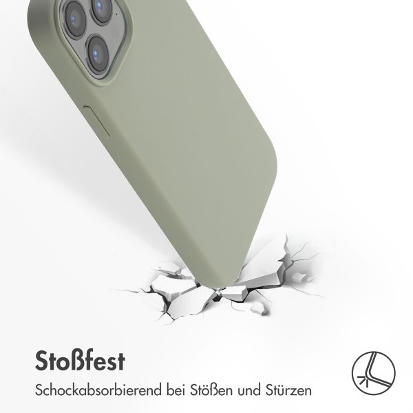 Accezz Liquid Silikoncase mit MagSafe Apple iPhone 13 Pro Max - Cooper Green