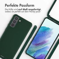 imoshion Silikonhülle mit Band für das Samsung Galaxy S21 FE - Dunkelgrün