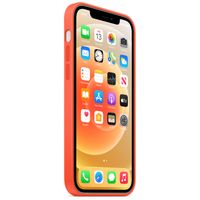 Apple Silikon-Case MagSafe für das iPhone 12 (Pro) - Electric Orange