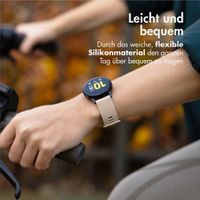 imoshion Sport-Silikonarmband mit Schnalle für das Samsung Galaxy Watch 7 40/44 mm - Beige