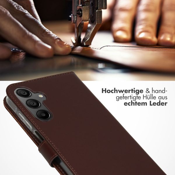 Selencia Echtleder Klapphülle Samsung Galaxy A15 (5G/4G) - Dunkelbraun