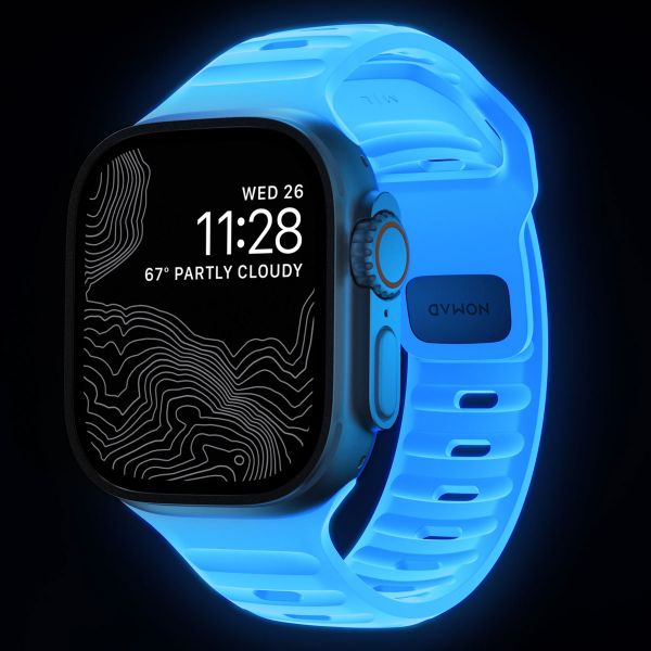 Nomad Sport Band FKM für die Apple Watch Series 1 bis 10 / SE / Ultra (2) (44/45/46/49 mm) - Icy Blue Glow