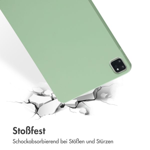 Accezz Liquid Silicone Back Cover mit Stifthalter für das iPad Pro 11 (2018/2020/2021/2022) - Hellgrün