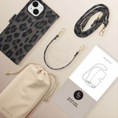 Selencia Sabi Klapphülle mit Leopardenmuster Apple iPhone 15 - Midnight Black