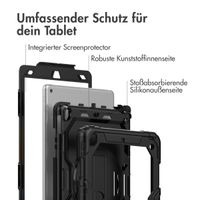 Accezz ﻿Robustes Back Cover mit Schultergurt für das iPad 9 (2021) 10.2 Zoll / iPad 8 (2020) 10.2 Zoll / iPad 7 (2019) 10.2 Zoll - Schwarz