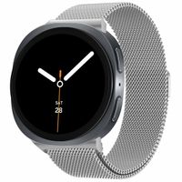 imoshion Magnetisches Milanaise Armband für das  Samsung Galaxy Watch 8 (40/44mm) / Classic (46mm) - Silber