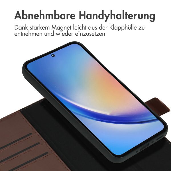 Accezz Premium Leather 2 in 1 Wallet Bookcase Samsung Galaxy A35 - Braun