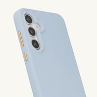 Selencia Rivièra Backcover mit MagSafe mit abnehmbaren Haken Samsung Galaxy S25 / S24 - Powder Blue