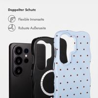 Selencia Vivid Wavy Backcover mit MagSafe Samsung Galaxy S26 Ultra - Happy Dots Digital Sky