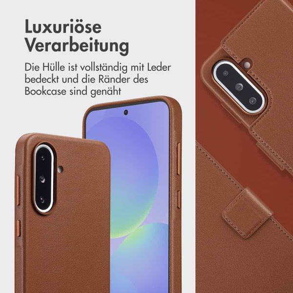 Accezz 2-in-1 Klapphülle aus Leder mit MagSafe Samsung Galaxy A36 / A56 - Kaffeebraun