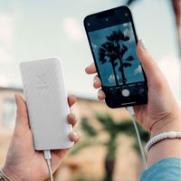 Xtorm Go2 | Powerbank 10.000 mAh - Ash White