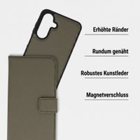 imoshion Herausnehmbare 2-in-1 Luxus-Bookcase Samsung Galaxy A26 - Grün