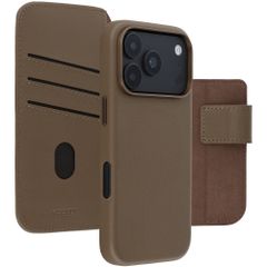 Accezz 2-in-1 Klapphülle aus Leder mit MagSafe Apple iPhone 18 Pro / 17 Pro - Kaffeebraun