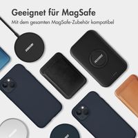 Accezz Liquid Silikoncase mit MagSafe für das iPhone 13 - Dunkelblau