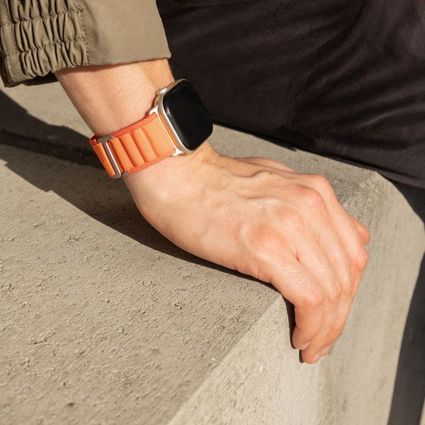 Accezz Nylon Alpine Armband für Apple Watch | 44/45/46/49 mm - Orange
