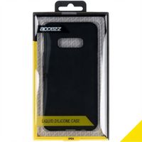 Accezz Liquid Silikoncase Samsung Galaxy S10e - Schwarz