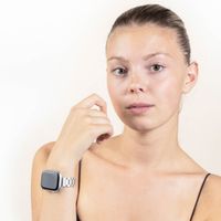 Selencia Slim Stahlgliederarmband für die Apple Watch Series 1 bis 9 / SE (38/40/41 mm) | Series 10 (42 mm) - Starlight