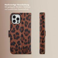 Selencia Sabi Klapphülle mit Leopardenmuster Apple iPhone 12 (Pro) - Mocha Brown