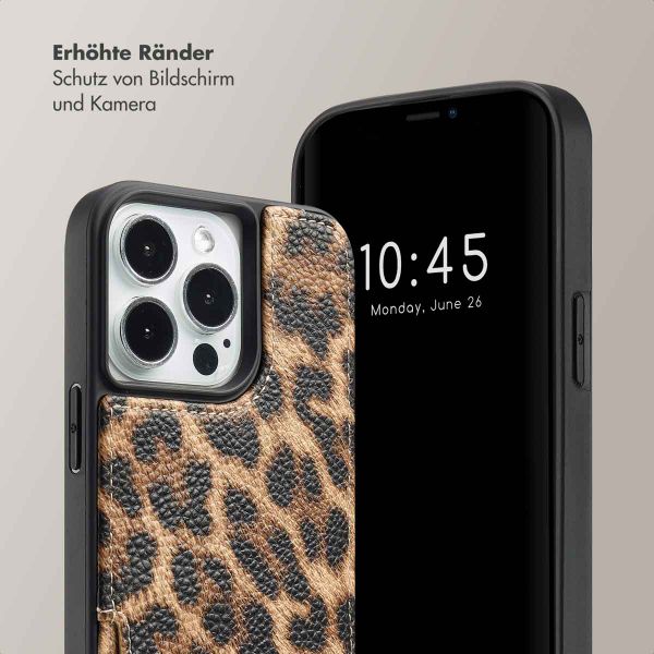 Selencia Nova Back Cover mit Kordel und Kartenhalter für das iPhone 13 Pro - Leopard