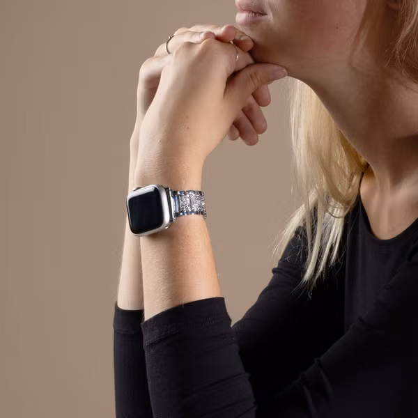 Selencia Sparkle Armband für das  Apple Watch Series 1 t/m 9 / SE (38/40/41 mm) | Series 10 / 11 (42 mm) - Silber