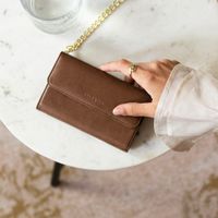 Selencia Clutch Klapphülle aus veganem Leder mit herausnehmbarem Case Galaxy A51