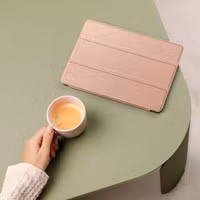 imoshion Trifold Klapphülle Apple iPad 6 (2018) 9.7 Zoll / iPad 5 (2017) 9.7 Zoll / Air 2 (2014)/Air 1 (2013) - Rosé gold