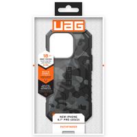 UAG Pathfinder Case für das iPhone 15 Pro - Midnight Camo