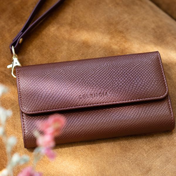 Selencia Clutch Klapphülle mit herausnehmbarem Backcover iPhone Xr