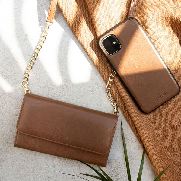 Selencia Clutch Klapphülle aus Leder mit herausnehmbarem Case iPhone 12 (Pro)
