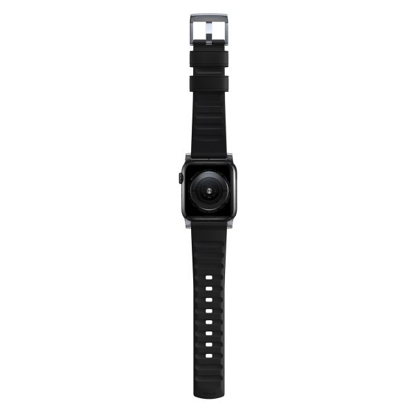 Nomad Active Pro Band für die Apple Watch Series 1 bis 10 / SE / Ultra (2) (44/45/46/49 mm) - Schwarz/Silber