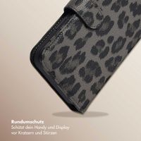 Selencia Sabi Klapphülle mit Leopardenmuster Apple iPhone 12 (Pro) - Midnight Black
