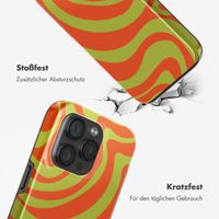 Selencia Vivid Tough Back Cover MagSafe für das iPhone 15 Pro - Wavy Swirl Orange Fern