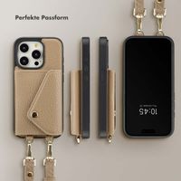 Selencia Sera Kordel-Hulle mit Kartenhalter-Umschlag für das iPhone 15 Pro - Beige