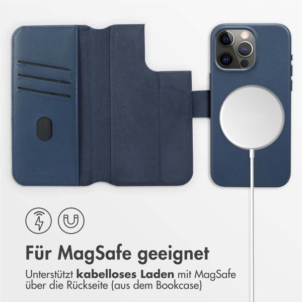 Accezz 2-in-1 Klapphülle aus Leder mit MagSafe für das iPhone 15 Pro Max - Nightfall Blue