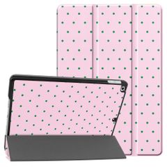 imoshion Design Trifold Klaphülle Apple iPad 9 (2021) 10.2 Zoll / iPad 8 (2020) 10.2 Zoll / iPad 7 (2019) 10.2 Zoll - Happy Dots