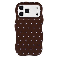 Selencia Vivid Wavy Backcover mit MagSafe Apple iPhone 17 Pro - Happy Dots Chocolate